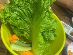 -明洞阿姨·韩式酱蟹烤肉·创意料理(三元桥店)