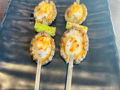 -曼听小寨海鲜烧烤·大连辣炒大王(盖州街店)