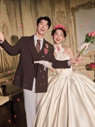 -第一夫人婚纱摄影(南京店)