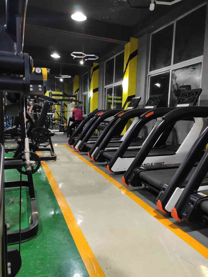 美力健身俱乐部-"美力健身就是个诈骗惯犯,在常熟每次开不到.