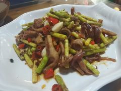 -湘聚南县土菜馆(龙山二路店)