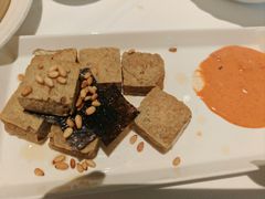 -桂满陇·手作小笼包&江南叫花鸡(中山公园店)