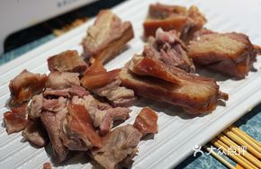 Batu Lu Roast Lamb Ribs