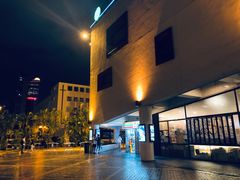 -百老汇电影中心(油麻地店)