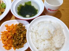 -南城香·饭香串香馄饨香(青年路店)