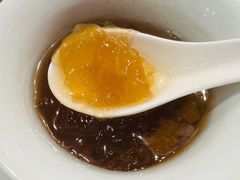 丽江桃胶雪莲子炖金耳-泓0871臻选云南菜·味庄