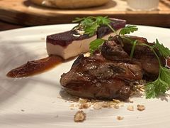 -恰餐厅及酒吧 CHAR Bar & Grill (北京丽都皇冠假日店)