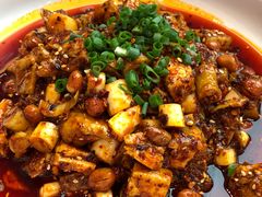 -有红鸡毛店·川菜(建设路店)