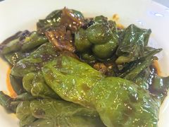 -雪乡人家东北菜·铁锅炖一切(高斯路店)