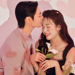 点击看大图 -经典婚纱摄影美学馆·私人定制