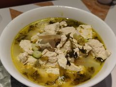 咸菜炖老豆腐-山水人家