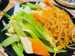 -平娃三宝烧烤·面食(南小街店)