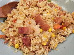 培根鲜露虾仁炒饭-红小满休闲餐厅(十全街店)