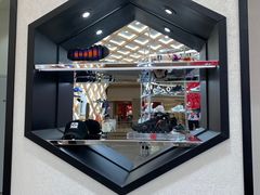 -李宁(苏州中心店)