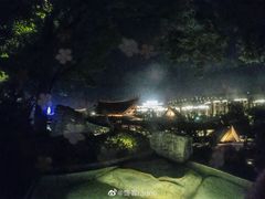 -七彩云南古滇温泉山庄