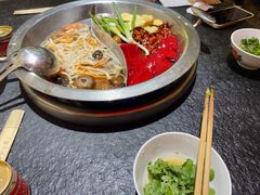 -四小区火锅·巷子里的重庆火锅(花照壁店)
