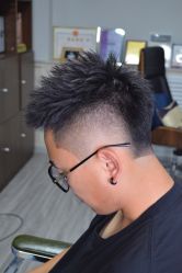 -贝勒爷专业男发