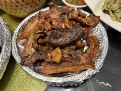 烤乳猪-跃进桥火烧鸡(怒江西岸店)