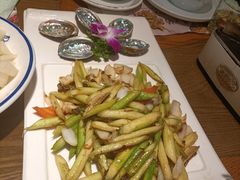 -黄泥岗·地道湖北菜(奥特莱斯店)