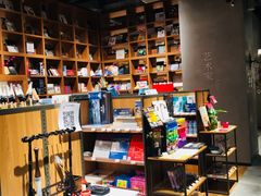 -百新书局(尚悦湾店)