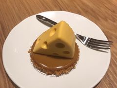 -星巴克(汾阳路店)