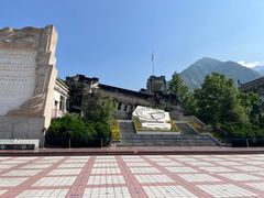 -四川汶川特大地震漩口中学遗址