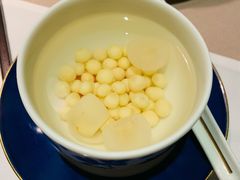 杏仁鸡头米-荣轩(新荣记环球金融中心店)