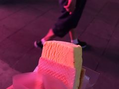 -詹爷爷乌节路街头冰淇淋