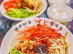 -牛一嘴·兰州牛肉面·大盘鸡(财富中心店)