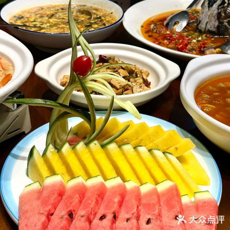 这家信阳菜吃得全家都满意