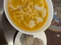 -笑来喜馄饨小笼工坊(江阴店)