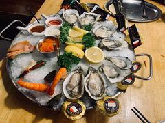 土蚝海鲜塔拼盘-囧吉香生蚝牛排馆(湖北路店)