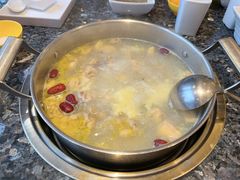 -一席地·本地鸡窝·杭帮鸡火锅(萧山银隆百货店)
