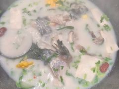 -鲜潭蒸汽石锅鱼(五道口购物中心店)