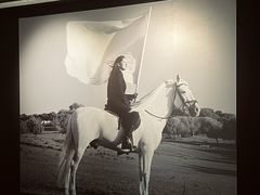 -艺仓美术馆