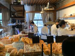 面包甜点陈列柜-仙峰天然面包(迎宾路店)