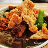 我去的时候点的招牌都没有就等