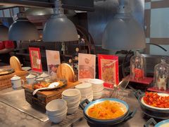 -棕榈阁·巴西烤肉海鲜自助餐厅(中州皇冠假日酒店)