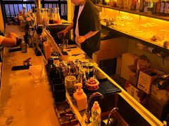 -Mx.cocktail bar