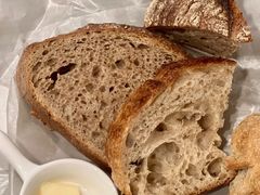 野酵母酸乡村面包-O'mills Sourdough Bakery&Bistro(永嘉路店)