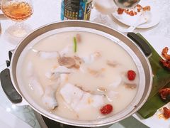 -亢龙太子酒轩(东湖店)