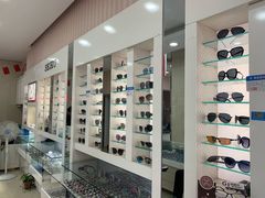 -罗创丹阳眼镜(童卫路店)