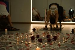 -亚太瑜伽普拉提学院