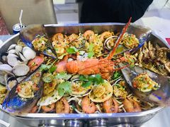 -东记炭炉·海鲜鸡煲(龙华店)