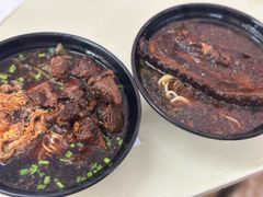 大肉面加煎蛋-小龙大肉面馆