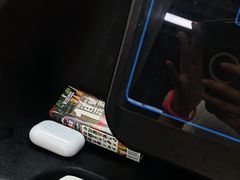 -跃动游泳健身俱乐部(新华传媒店)