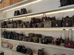-六六奢品·vintage中古·回收二手奢侈品包包手表首饰(环球港店)