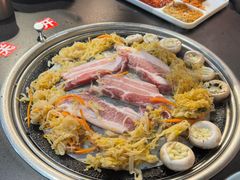 -牛味道炭火烤肉(湖前总店)