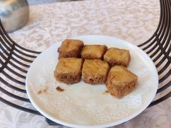 酥皮臭豆腐-绍兴饭店(大宁店)