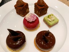 -怡聚轩全日制自助餐厅(大中华喜来登酒店)